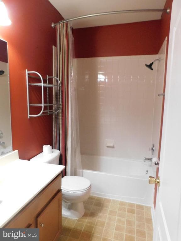 Building Photo - 402 Kintyre Ln