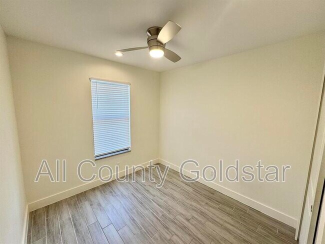 Building Photo - 3924 San Rocco Dr