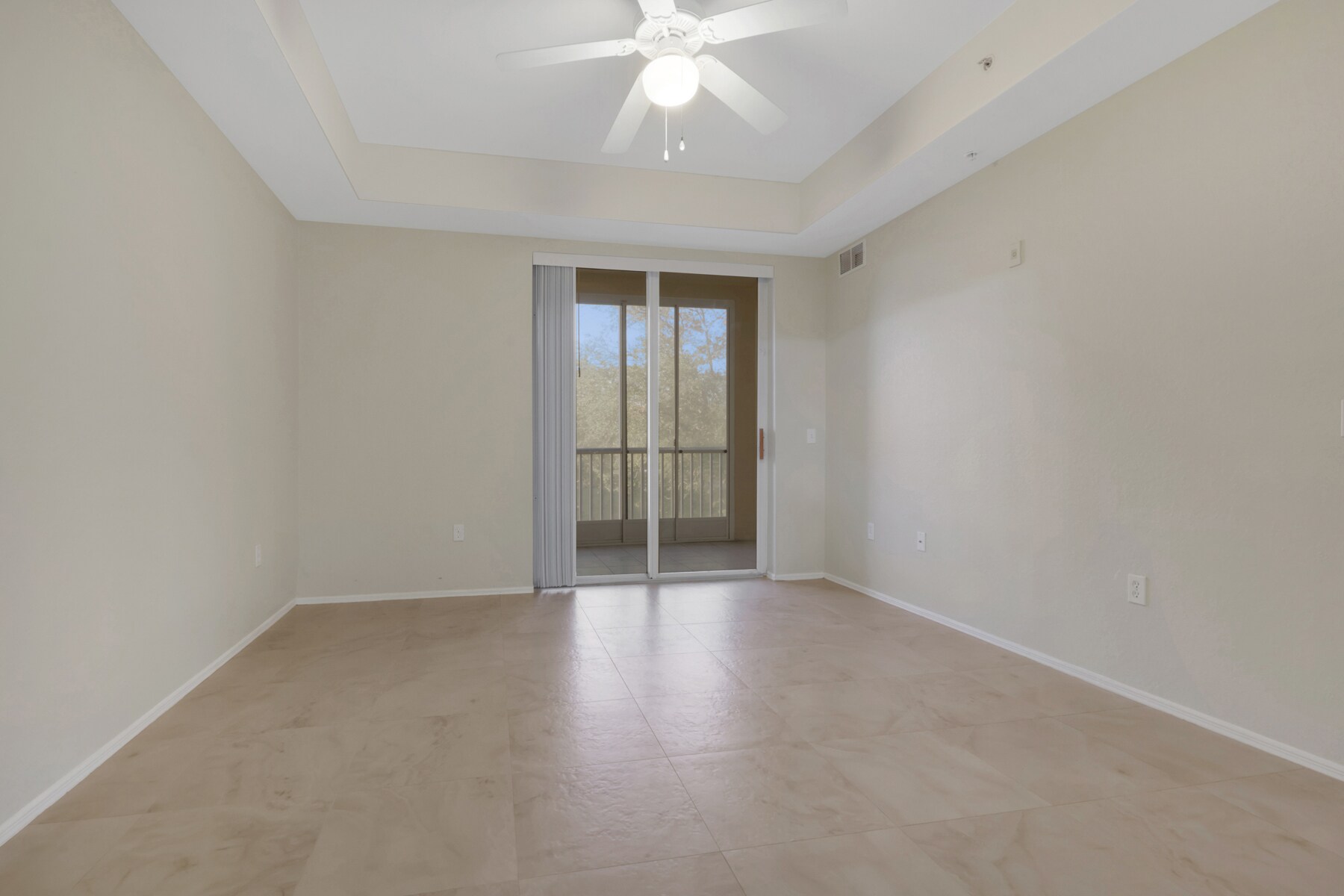 Building Photo - 9025 Colby Dr