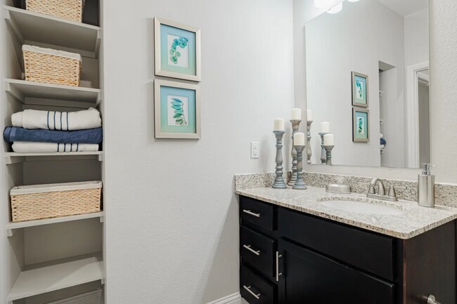 Building Photo - Yes, It Has That Feel