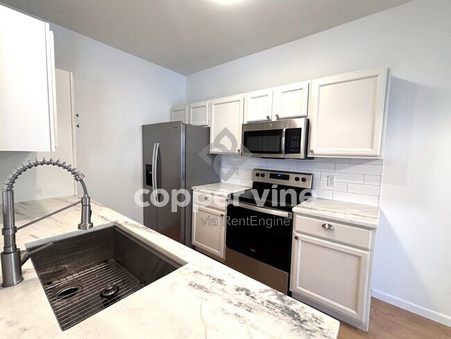 Building Photo - 12943 Lafayette St