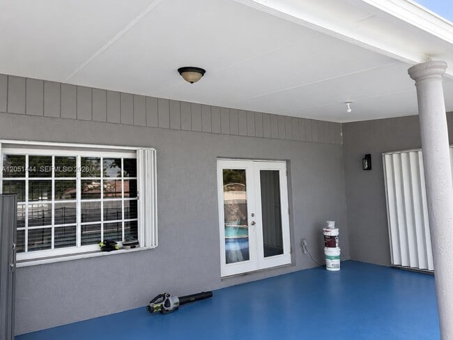 Building Photo - 6760 SW 156th Ct