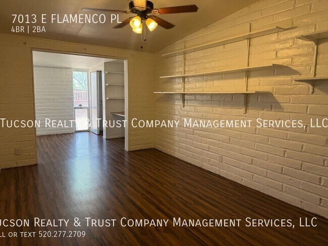 Building Photo - 7013 Flamenco Pl