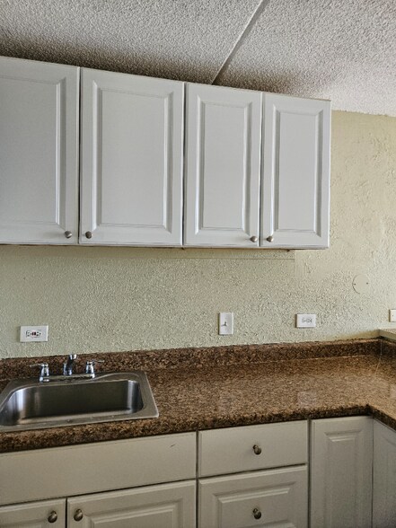 Building Photo - 111 Kahului Beach Rd