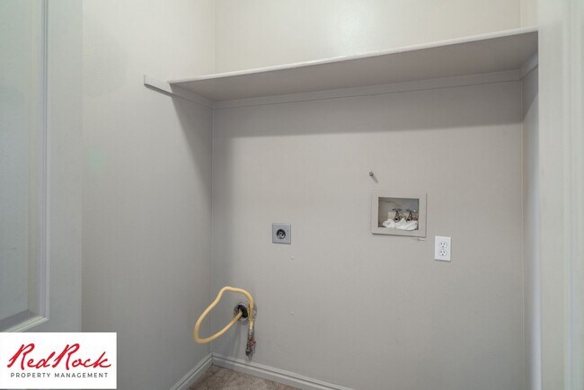 Building Photo - 1178 E 300 S