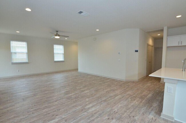 Building Photo - 428 Agave Azul Wy