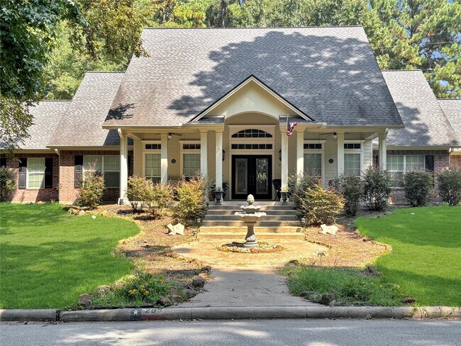 Primary Photo - 289 Broadmoor Dr