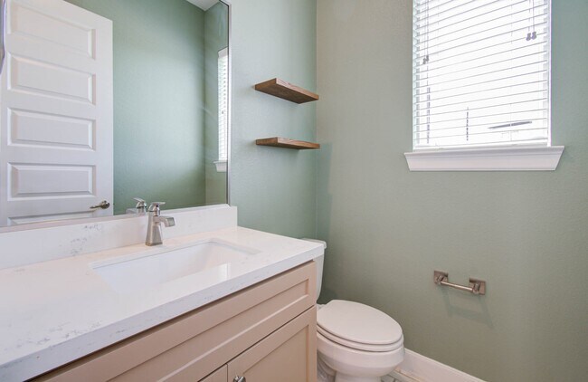 Building Photo - 2812 Grand Fountains Dr