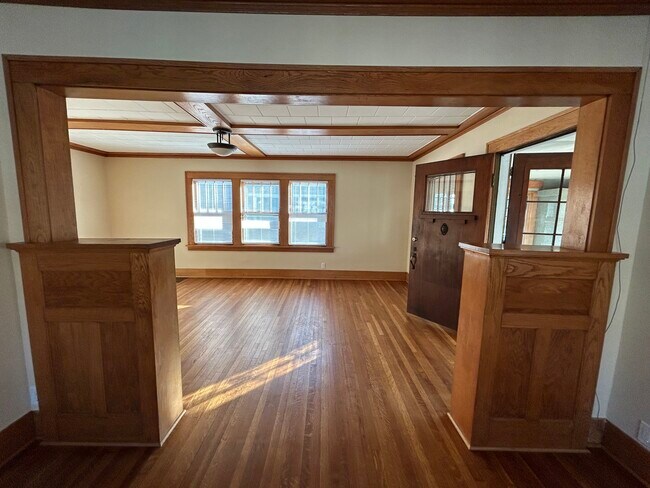 View From Dining Room - 923 42nd St