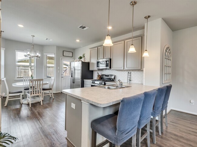 Building Photo - 507 Thunder Cloud Dr
