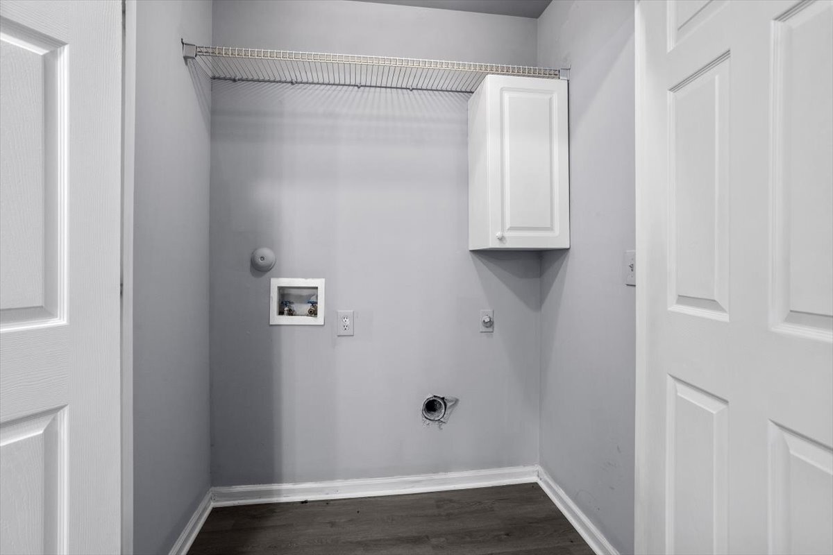 Building Photo - 17 Cheltenham Dr