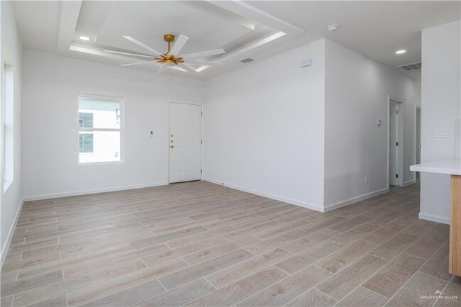 Building Photo - 2709 Brookside Bend St