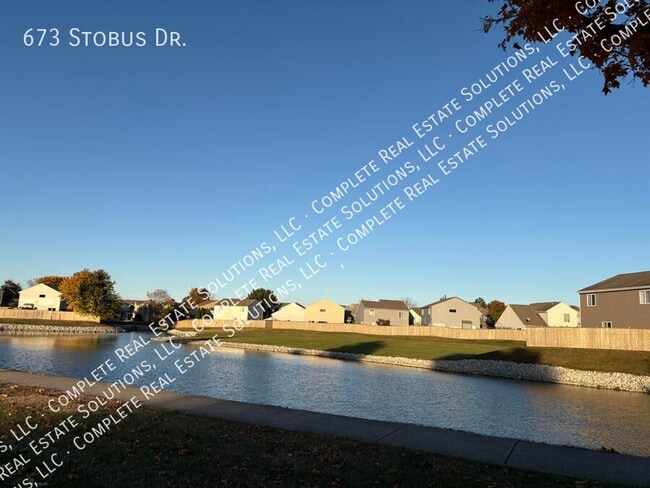 Building Photo - 673 Stobus Dr