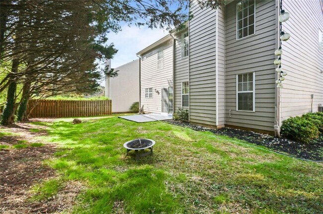 Building Photo - 1442 Glenover Cir