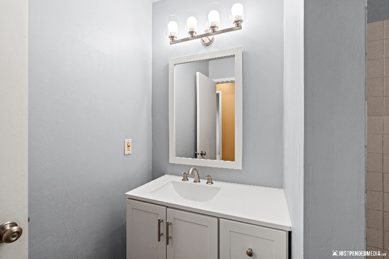 Building Photo - 3030 Denali St