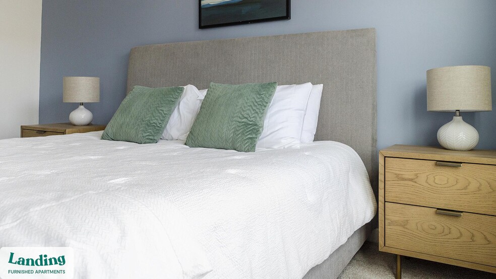 Building Photo - 650 N Main St