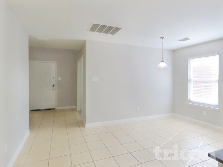 Building Photo - 9101 Wagon Trail