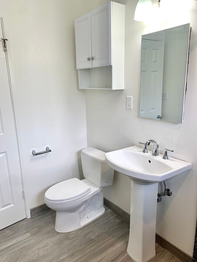 Building Photo - 6798 DP