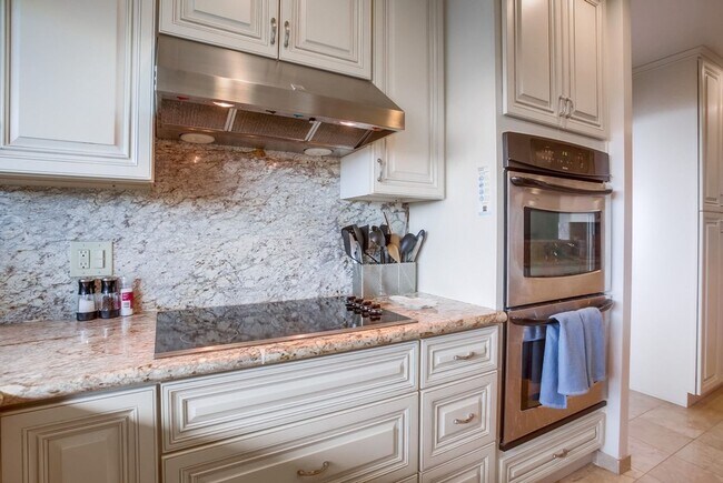 Building Photo - Modern Ocean View Home in La Jolla 4 Bed, 3 Bath