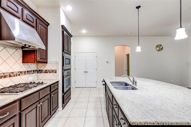 Building Photo - 116 Azimuth Dr