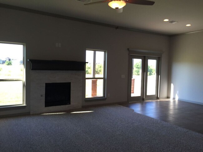 Building Photo - 7132 NW 145th St