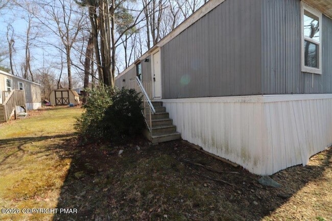 Building Photo - 238 Birchwood Ln