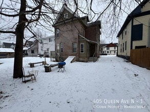 Building Photo - 405 N Queen Ave