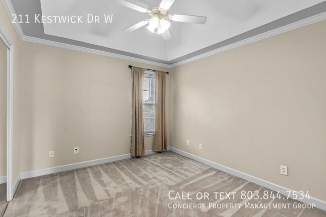 Building Photo - 211 Kestwick Dr W