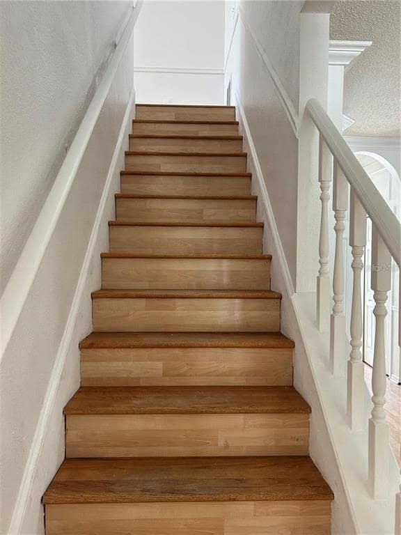 Building Photo - 27452 Sky Lake Cir