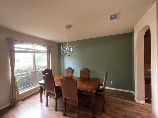 Building Photo - 615 Seminole Canyon Dr