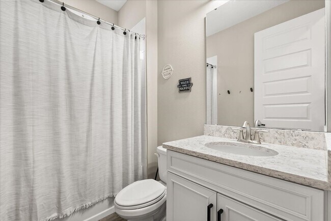 Building Photo - 1713 Pasture Lp