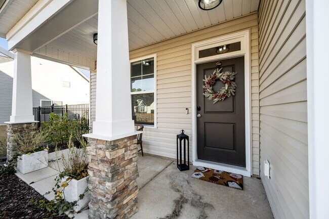 Building Photo - 301 Gander Ct