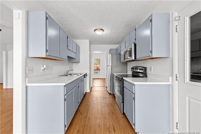 Building Photo - 7241 Avila Dr