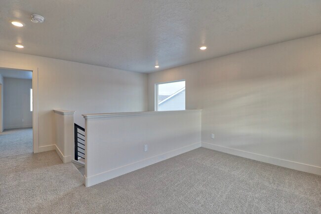 Building Photo - 5397 S Perlite Ave