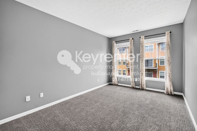 Building Photo - Discover this well-appointed 3-bedroom, 2-bath home in Indianapolis within an HOA community