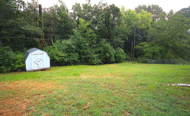 Building Photo - 3BR/2BA House in Hixson - Move in Ready!