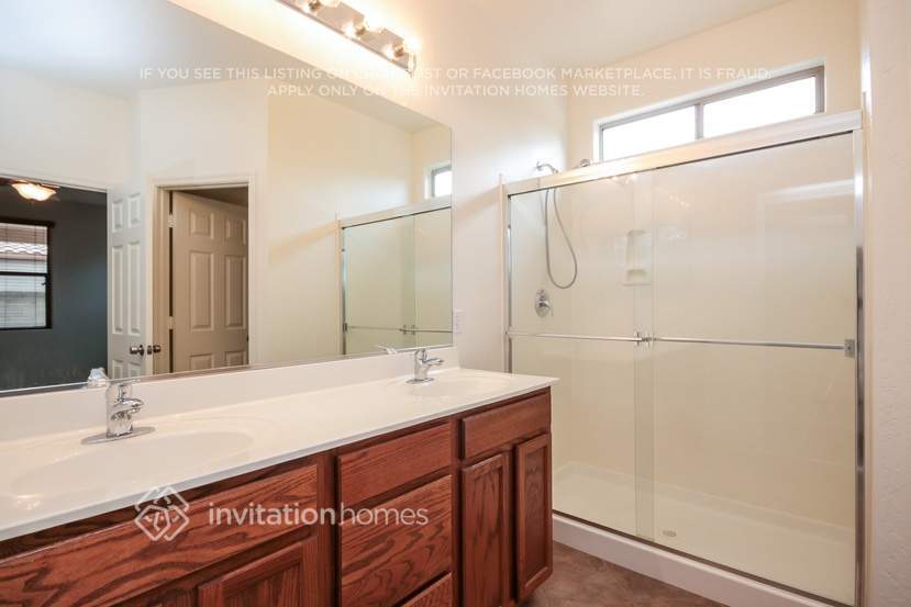 Building Photo - 17523 N 169th Dr