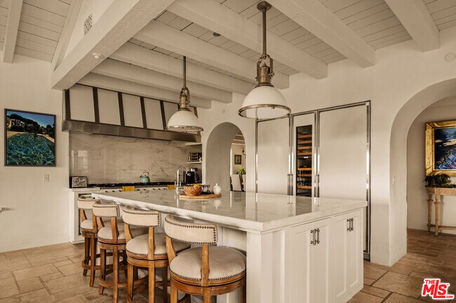 Building Photo - 848 Picacho Ln