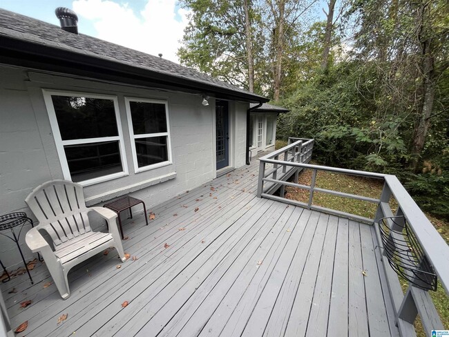 Building Photo - 3637 Elmore Dr