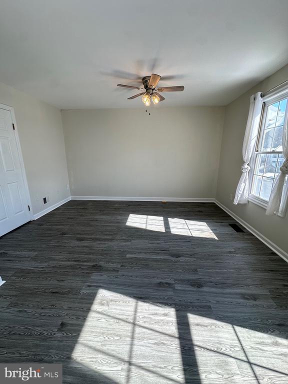 Building Photo - 650 Corsica Ave