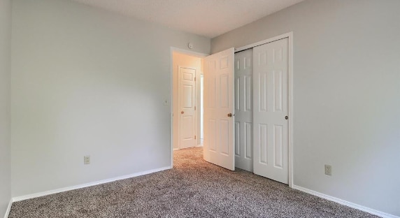 Building Photo - 820 Wycliffe Dr