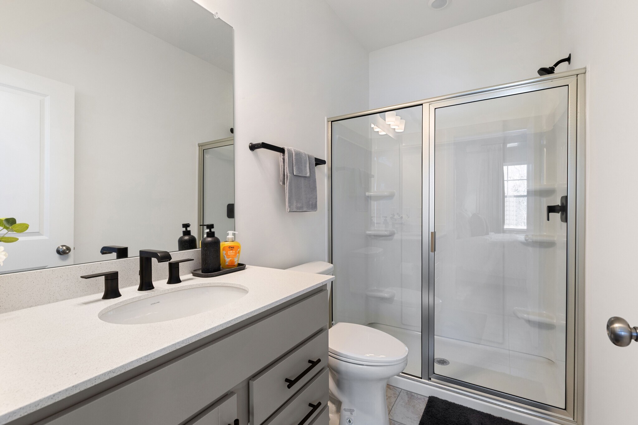 Building Photo - 1204 Hardin Hill Lane