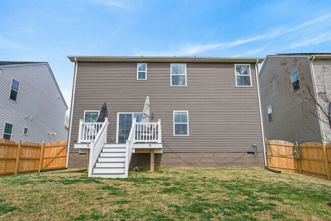 Building Photo - 9733 Goldenrod Ct