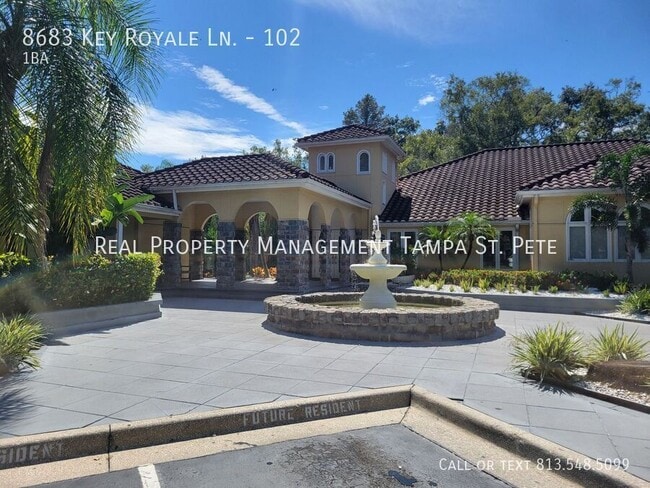 Building Photo - 8683 Key Royale Ln