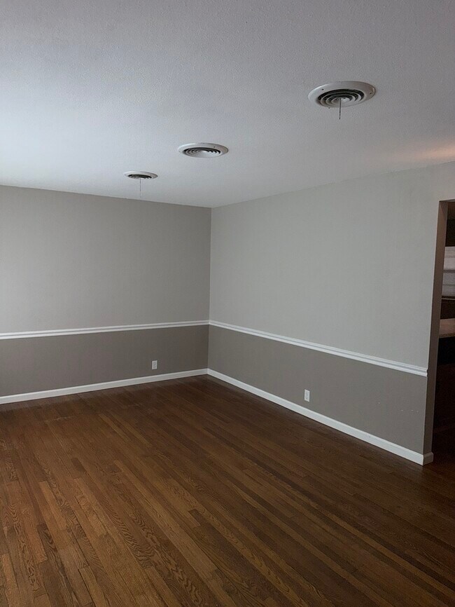 Building Photo - 4407 Diamondhead Dr