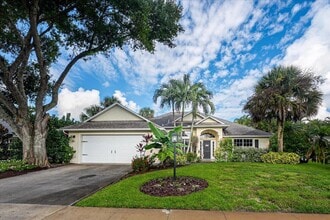 Building Photo - 109 39th Dr