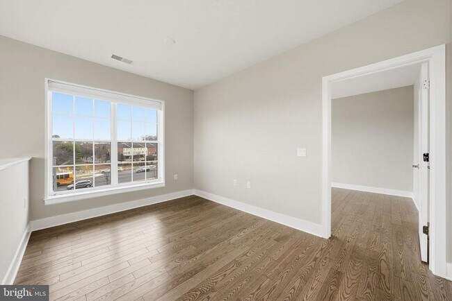 Building Photo - 502 Diamondback Dr