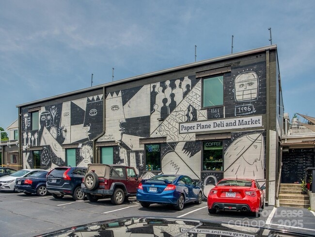 Building Photo - 1310 N Davidson St