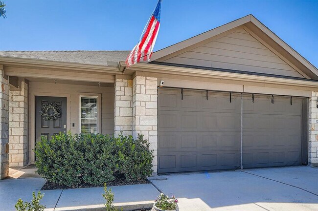 Primary Photo - 121 Granary Dr