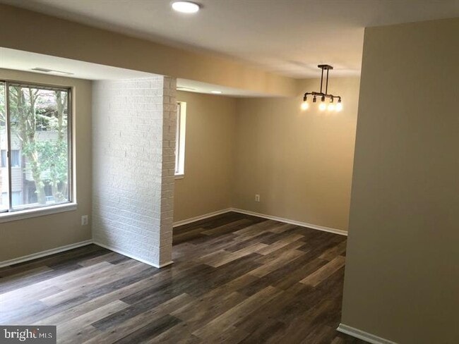 Building Photo - 19443 Brassie Pl